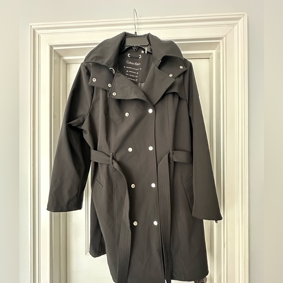 Calvin Klein
Hooded Double-Breasted Water-Resistant Trench Coat Sz 2X Pristine - Picture 6 of 12